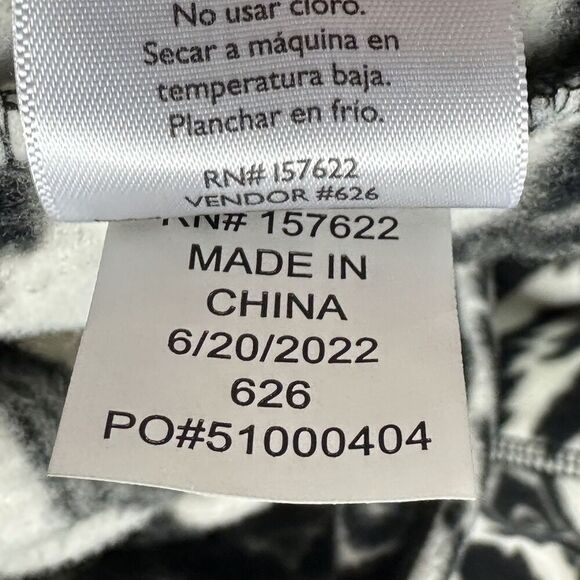 Eddie Bauer Fleece Pullover Sweater Top Womens M Black Western Aztec 1/4 Zip - Picture 13 of 13